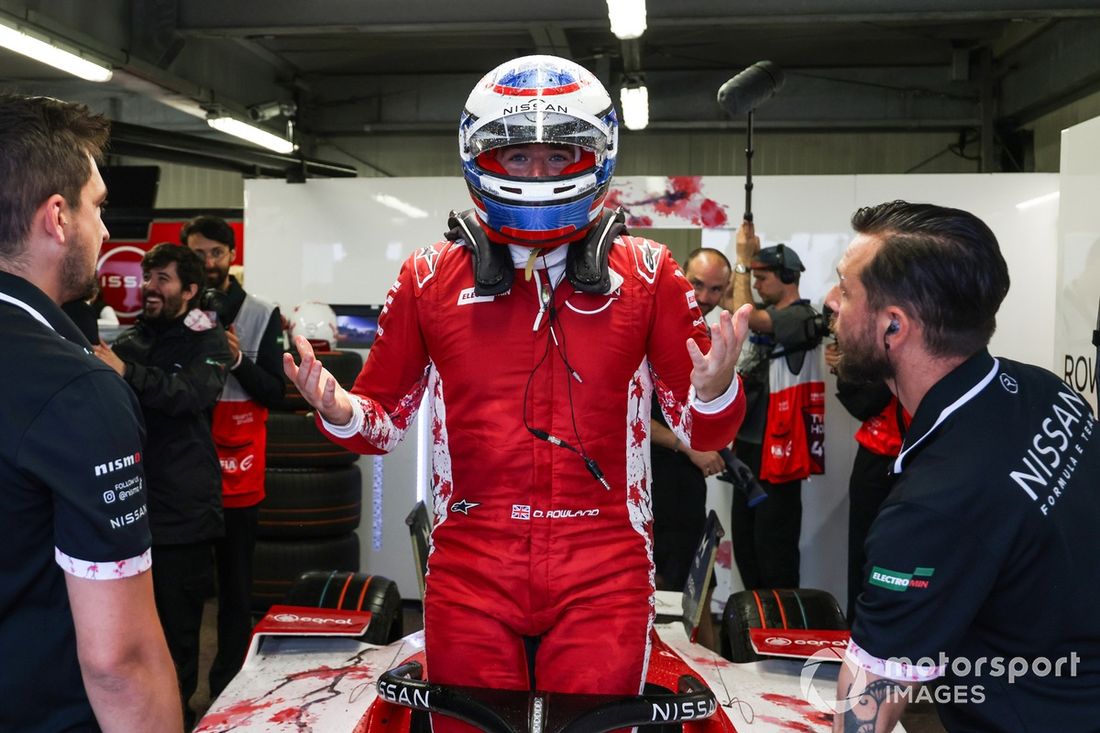 Zdobywca pole position Oliver Rowland, Nissan Formula E Team