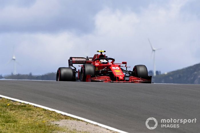 Carlos Sainz Jr., Ferrari SF21