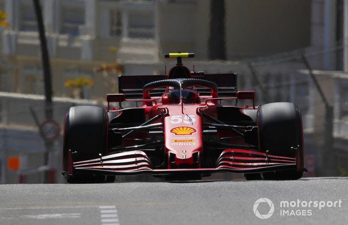 Carlos Sainz Jr., Ferrari SF21