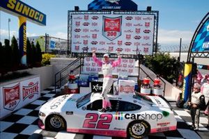 Race winner Austin Cindric, Team Penske, Ford Mustang