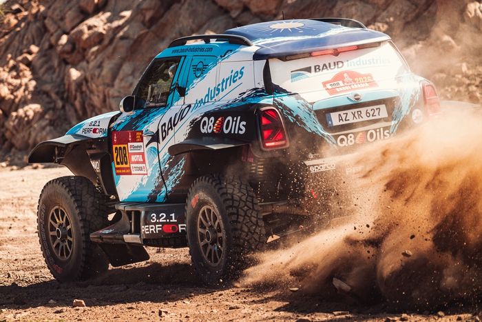 #208 X-Raid Mini JCW Mini: Lionel Baud, Lucie Baud