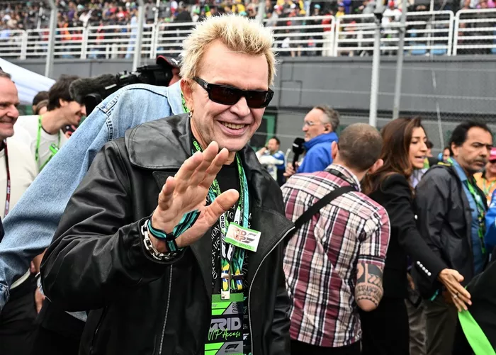 Billy Idol on the grid