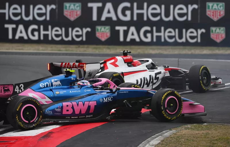 Esteban Ocon, Haas F1 Team, Franco Colapinto, accident d'Alpine