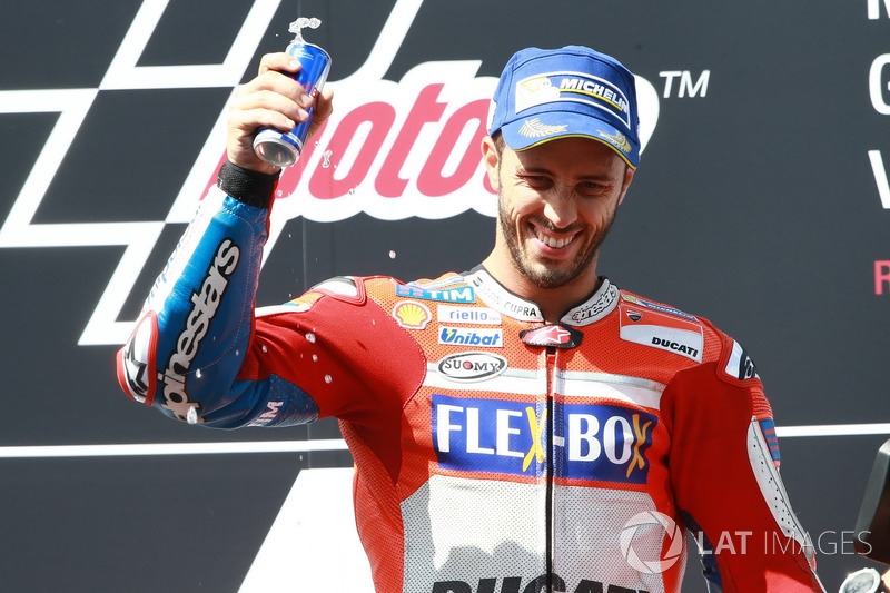 Podium : le vainqueur Andrea Dovizioso, Ducati Team