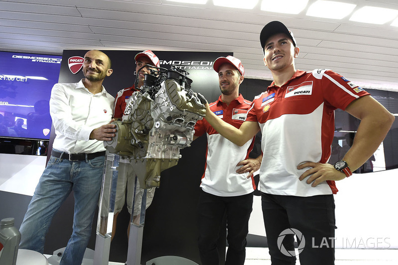 Claudio Domenicali, CEO Ducati, Andrea Dovizioso, Ducati Team, Michele Pirro, Ducati Team, Jorge Lorenzo, Ducati Team, Ducati V4 road engine launch