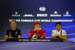 Valtteri Bottas, Mercedes AMG F1 Kimi Raikkonen, Ferrari and Felipe Massa, Williams in the Press Conference