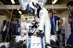 Valtteri Bottas, Williams, entre dans sa voiture