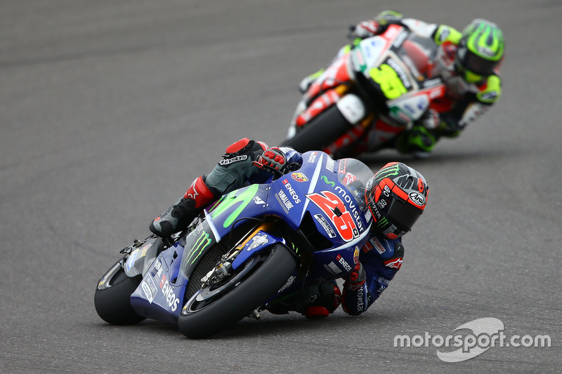 Maverick Viñales, Yamaha Factory Racing; Cal Crutchlow, Team LCR Honda