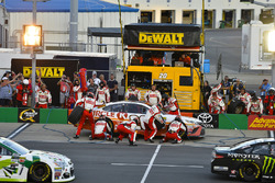 Matt Kenseth, Joe Gibbs Racing Toyota pit stop