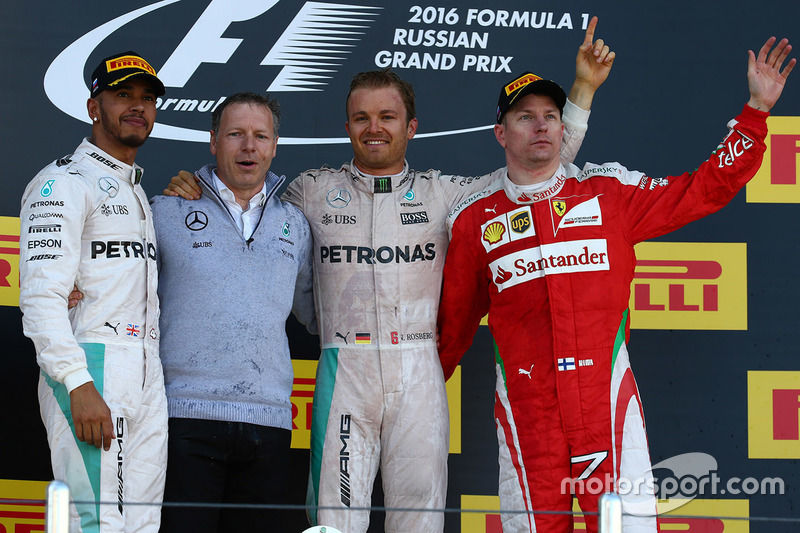 Podium: winnaar Nico Rosberg, Mercedes AMG F1 Team, tweede Lewis Hamilton, Mercedes AMG F1 Team, der