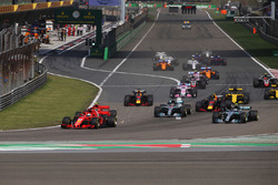 Себастьян Феттель, Кімі Райкконен, Ferrari SF71H, Валттері Боттас, Льюіс Хемілтон, Mercedes AMG F1 W09, Макс Ферстаппен, Даніель Ріккардо, Red Bull Racing RB14 Tag Heuer