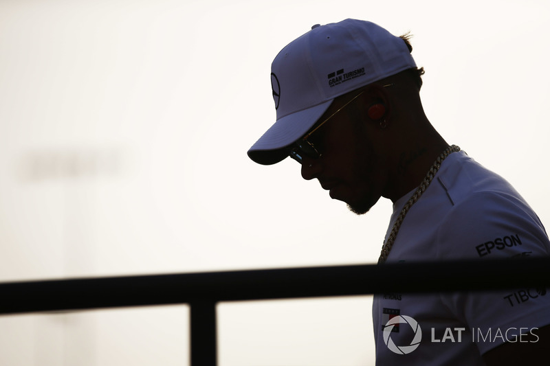 Toque com Hamilton no GP do Bahrein