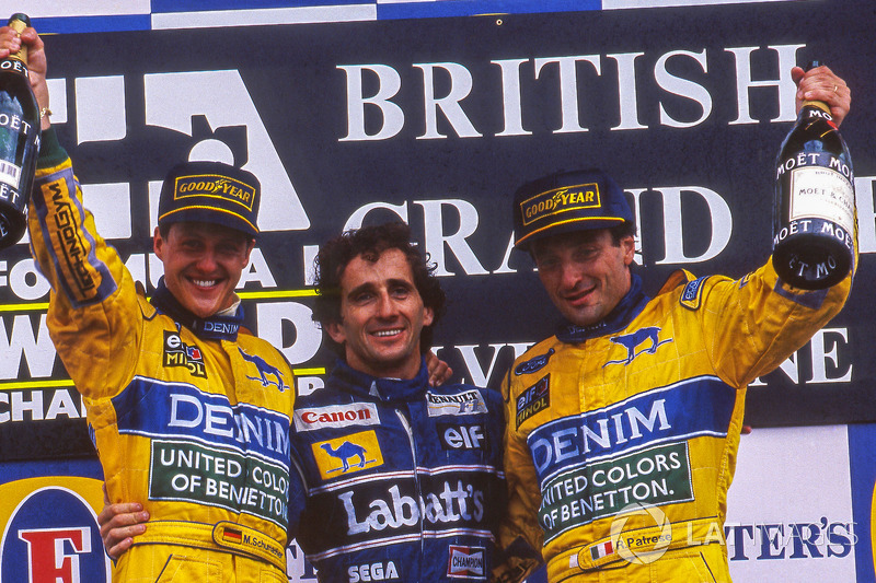 Podium : le vainqueur Alain Prost, le deuxième Michael Schumacher, le troisième Riccardo Patrese