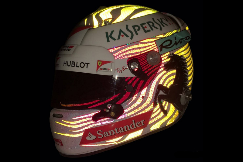 Helm von Sebastian Vettel