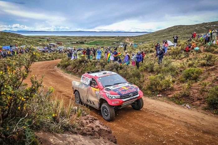 #301 Toyota Gazoo Racing Toyota: Nasser Al-Attiyah, Mathieu Baumel