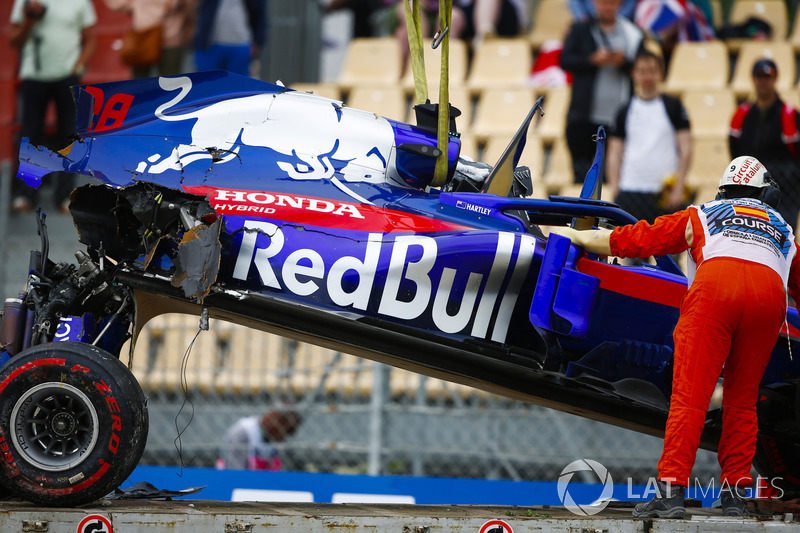 Mobil Brendon Hartley, Scuderia Toro Rosso setelah kecelakaan besar FP3