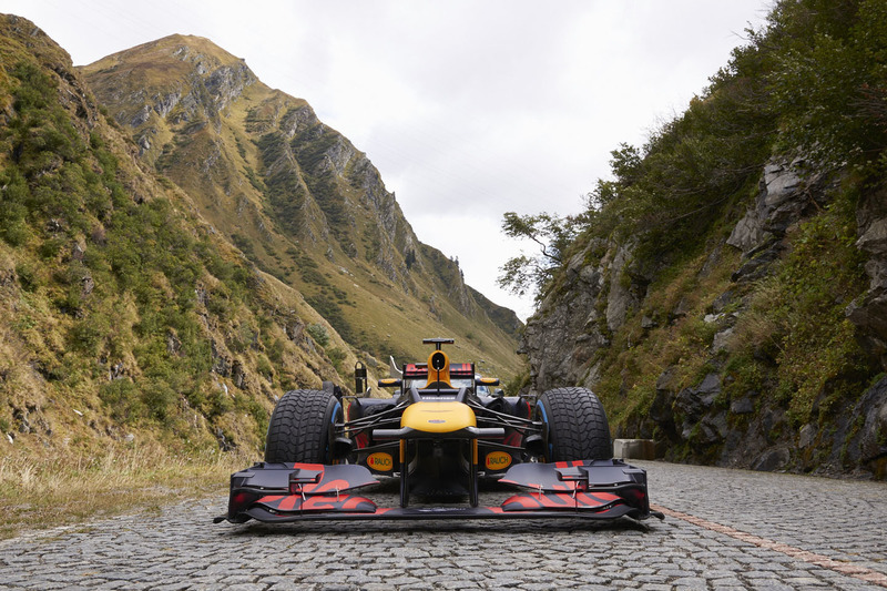 Red Bull F1 sul Passo del Gottardo