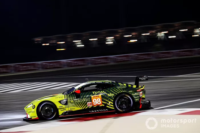 #98 Aston Martin Racing Aston Martin Vantage: Paul Dalla Lana, Pedro Lamy, Ross Gunn