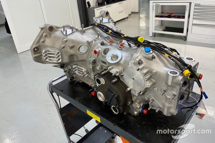 Glickenhaus 007 LMH il motore della Pipo Motors