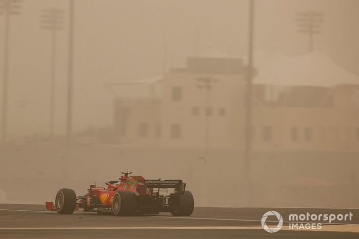 Carlos Sainz Jr., Ferrari SF21 