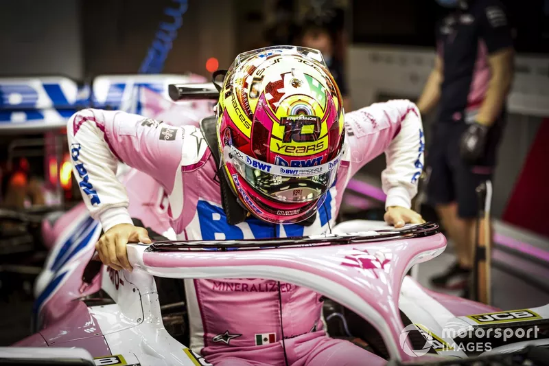 Sergio Pérez, Racing Point, utilizando un casco de edición especial
