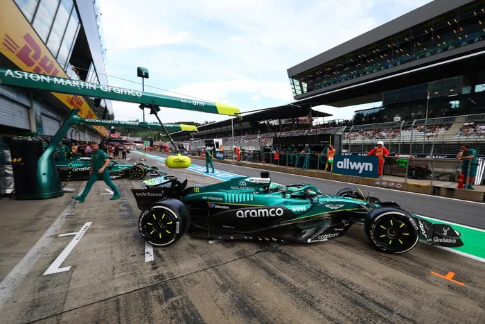 Lance Stroll, Aston Martin Racing, Fernando Alonso, Aston Martin Racing