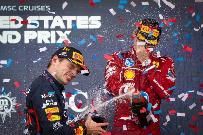 Charles Leclerc, Ferrari, Max Verstappen, Red Bull Racing