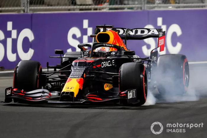 Max Verstappen, Red Bull Racing RB16B