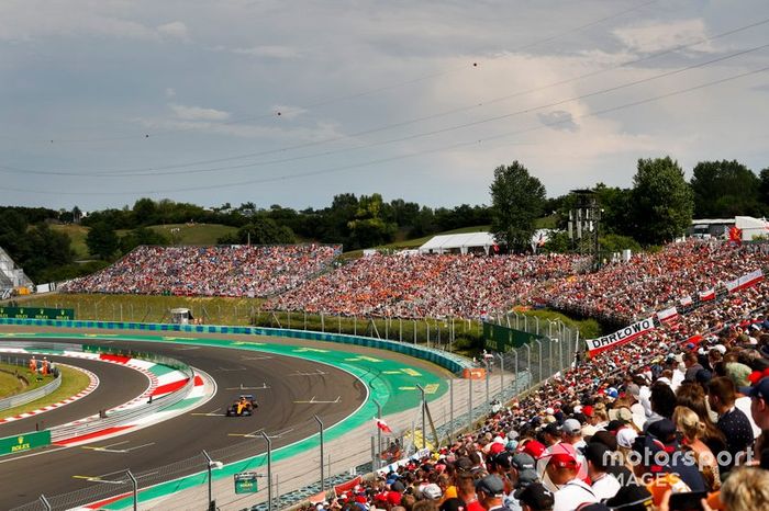 Carlos Sainz Jr., McLaren MCL34
