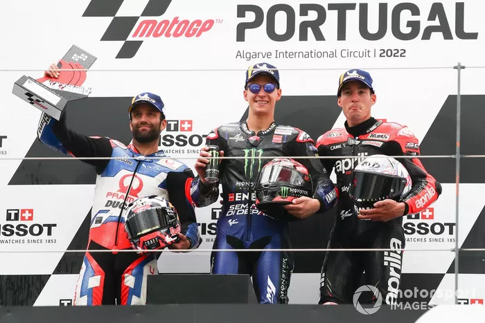 Podio: ganador Fabio Quartararo, Yamaha Factory Racing, tercer lugar Aleix Espargaró, Aprilia Racing Team, segundo lugar  Johann Zarco, Pramac Racing