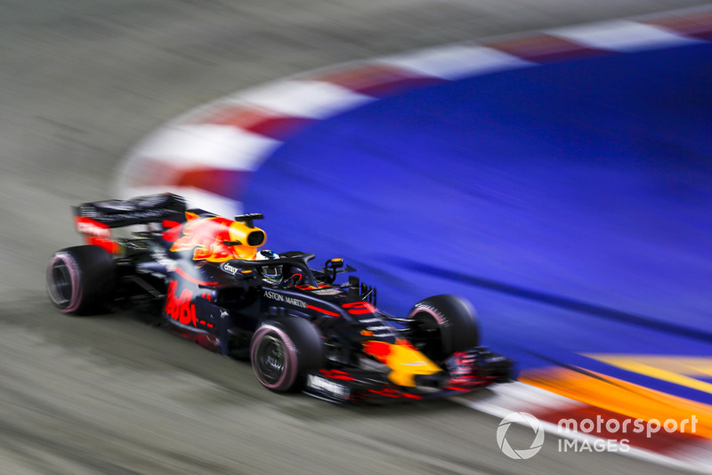 6 місце — Даніель Ріккардо (Австралія, Red Bull) — коефіцієнт 34,00