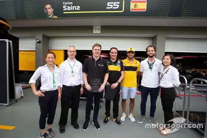 James Gourlie, Infiniti Engineering Academy, Carlos Sainz Jr., Renault Sport F1 Team
