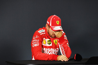 Sebastian Vettel, Ferrari basın toplantısında