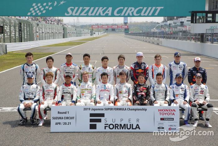 La foto de familia de la Súper Fórmula 2019