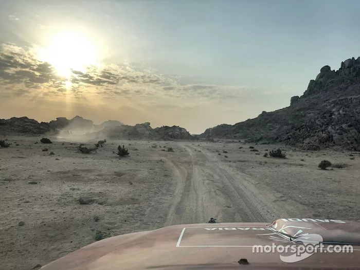 Etapa 4 (8 de janeiro): de Neom a Al Ula (676 km, sendo 453 cronometrados)