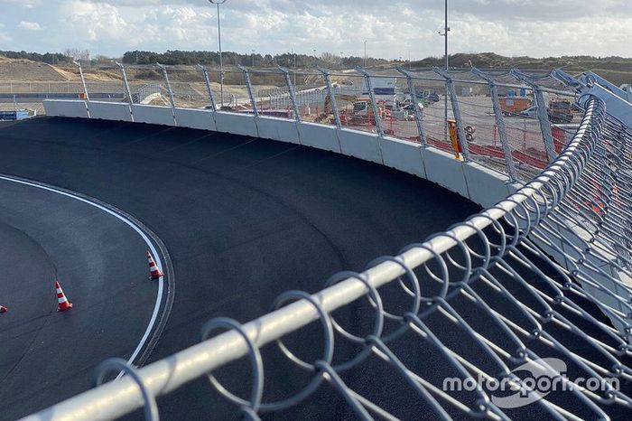 A curva inclinada de Zandvoort