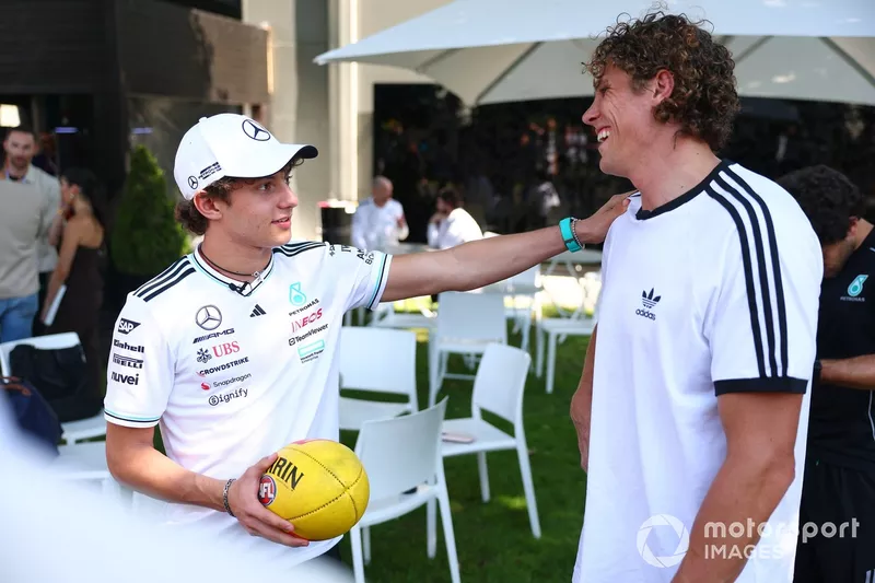 Andrea Kimi Antonelli, Mercedes avec Charlie Curnow