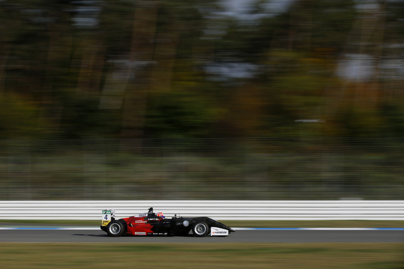 Juri Vips, Motopark Dallara F317 - Volkswagen