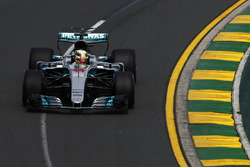Льюіс Хемілтон, Mercedes AMG F1 W08