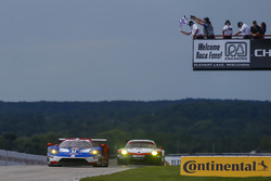 #66 Chip Ganassi Racing Ford GT: Дірк Мюллер, Джоі Хенд перемагають у класі