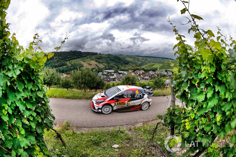Яри-Матти Латвала и Миикка Анттила, Toyota Yaris WRC