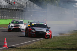 Problemi per Enrico Bettera, Pit Lane, Audi RS3 LMS-TCR
