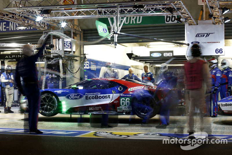 #66 Ford Chip Ganassi Racing Ford GT: Olivier Pla, Stefan Mücke, Billy Johnson