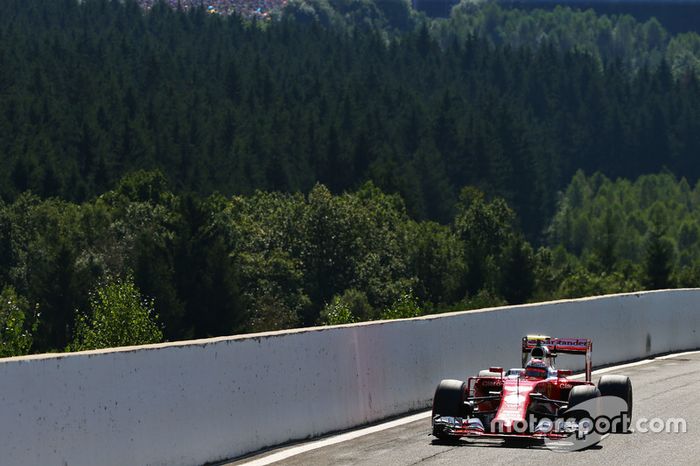 Serão duas zonas de DRS: um na reta principal, outra na saída da Raidillion. 