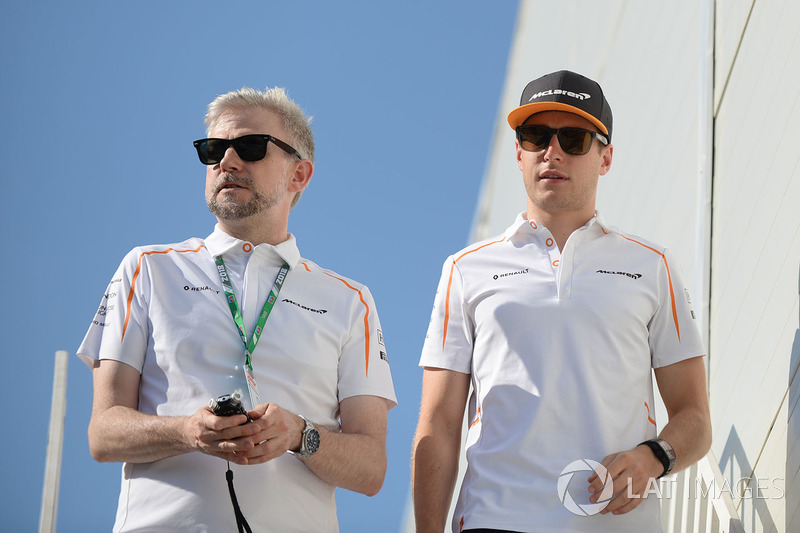 Steve Cooper, McLaren Press Officer and Stoffel Vandoorne, McLaren