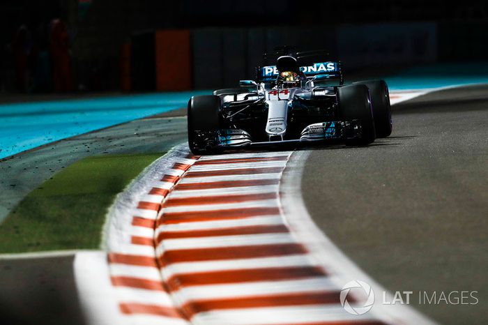 Lewis Hamilton, Mercedes-Benz F1 W08