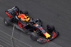 Winnaar Daniel Ricciardo, Red Bull Racing RB14 viert