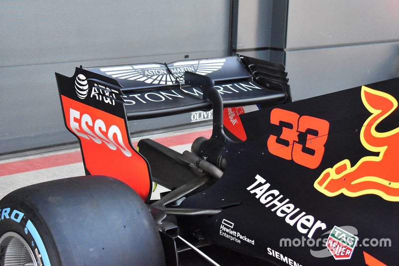 Red Bull Racing RB14 alerón trasero