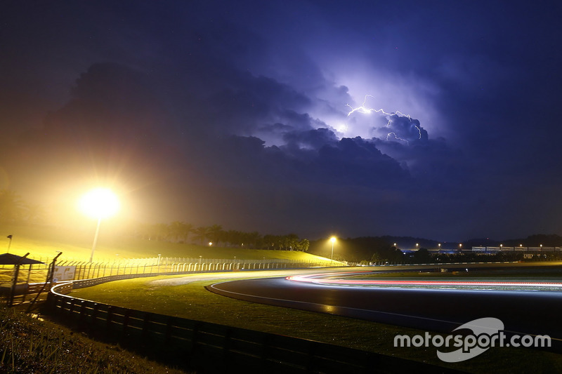 Atmósfera de las 12 de Sepang