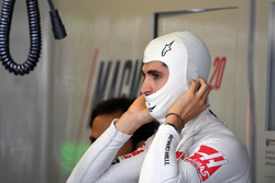 Тест-пилот Haas F1 Team Антонио Джовинацци